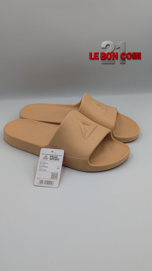 ⁦PEAK Men's ALP+ One-Piece Foam Cushioned Slides Sandals RLW2301L⁩ - الصورة ⁦3⁩
