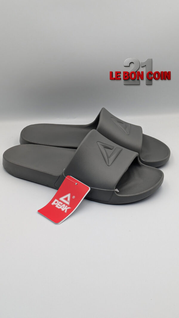 ⁦PEAK Men's ALP+ One-Piece Foam Cushioned Slides Sandals RLW2301L⁩ - الصورة ⁦4⁩