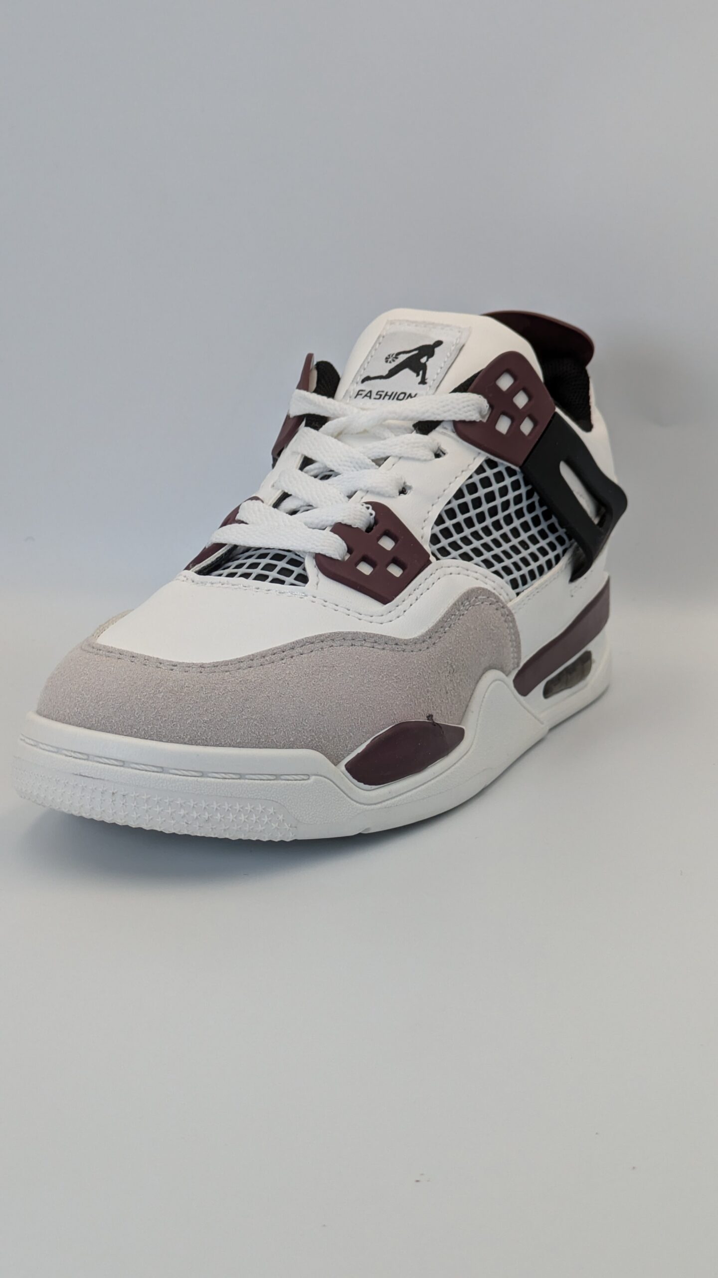 حذاء رياضي أنيق للأطفال - الصورة 3